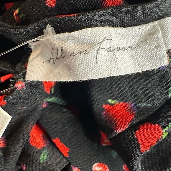 NWT All In Favor Women’s Black Mini Roses Off Shoulder Ruched Mini Dress Size L - Picture 5 of 10